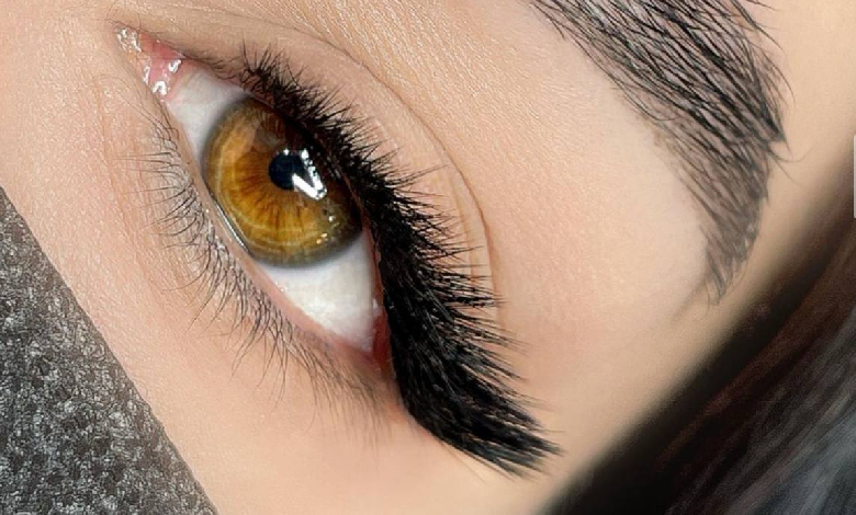 انتخاب بین مژه دو بعدی و کلاسیک